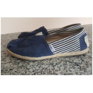 Women's Tom's Size 6